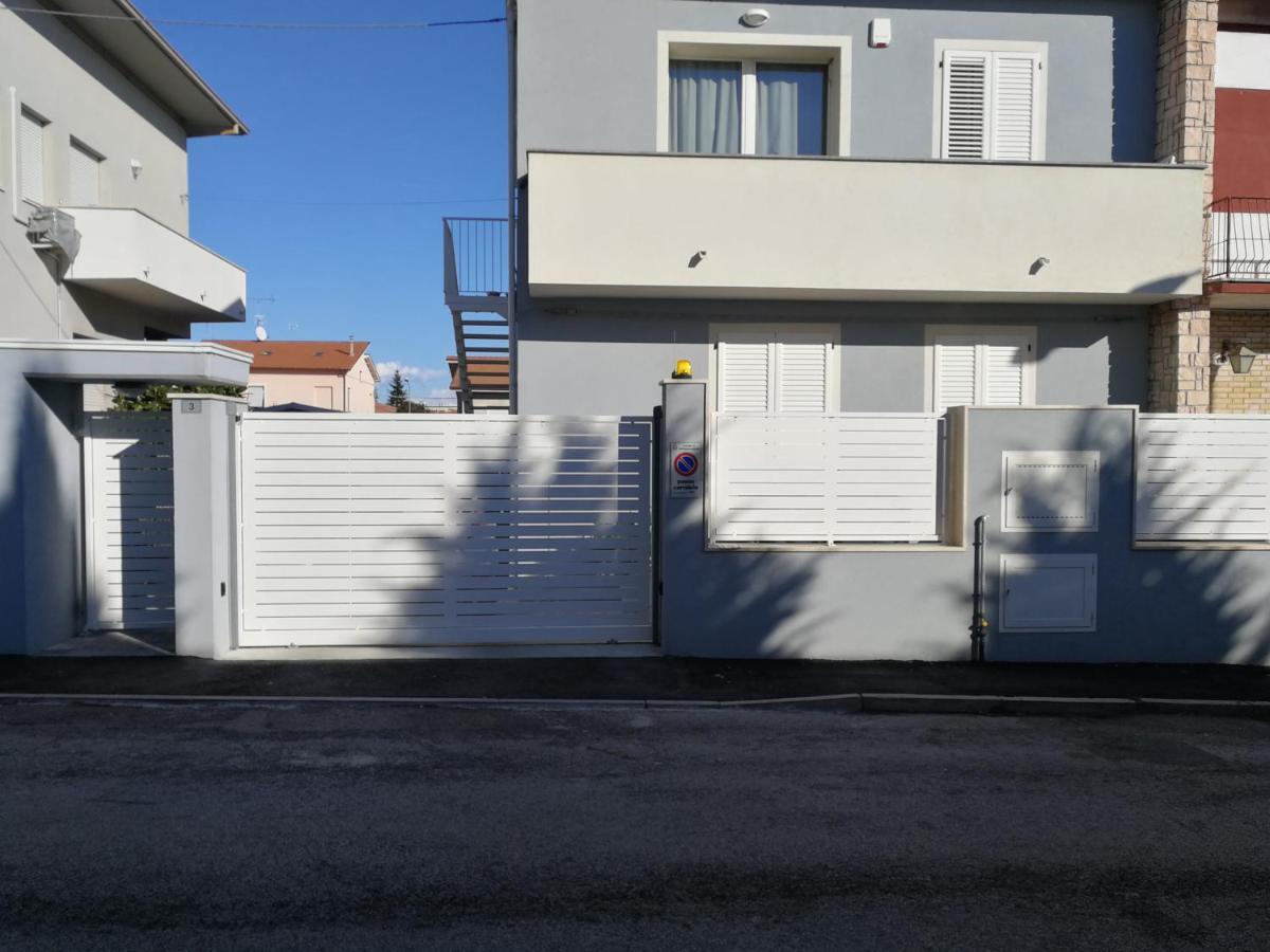 Alcivico3 Civitanova Marche Exterior foto